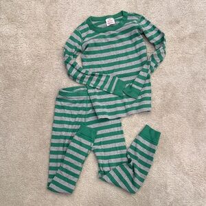 Hanna Andersson Green and Gray Striped Pajama Set sz 8 / 130 cm LIKE NEW